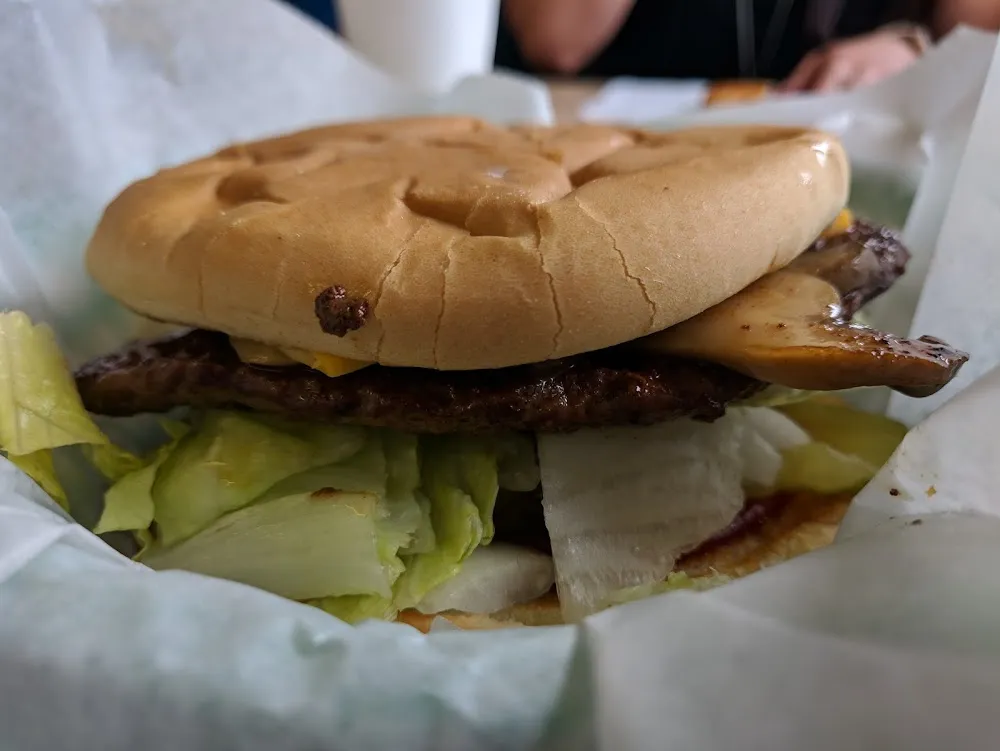 Mushroom Cheeseburger